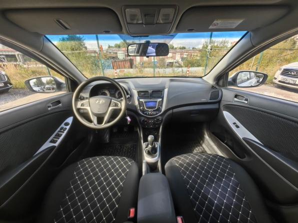 Hyundai Solaris I с пробегом 2013 года, цена 529 000 рублей, 235000 км, седан, Автокод Объявления