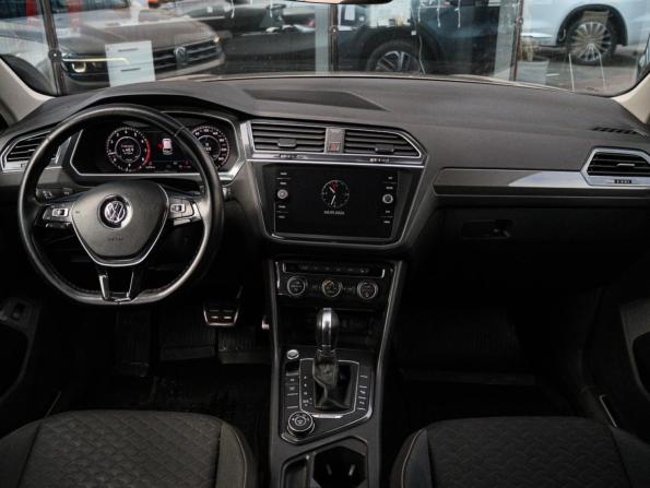 Volkswagen Tiguan II с пробегом 2018 года, цена 1 998 000 рублей, 181667 км, внедорожник, Автокод Объявления
