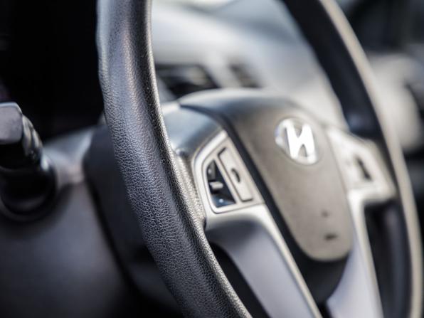 Hyundai Solaris I Рестайлинг с пробегом 2015 года, цена 824 000 рублей, 134362 км, седан, Автокод Объявления