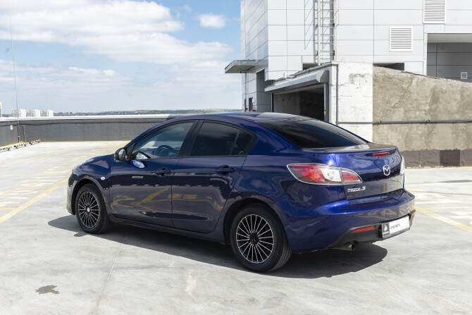 Mazda 3 II (BL) Рестайлинг с пробегом 2012 года, цена 730 000 рублей, 245000 км, седан, Автокод Объявления