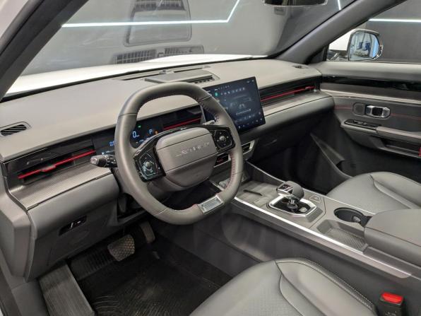 JETOUR DASHING I с пробегом 2025 года, цена 2 230 000 рублей, 2718 км, внедорожник, Автокод Объявления