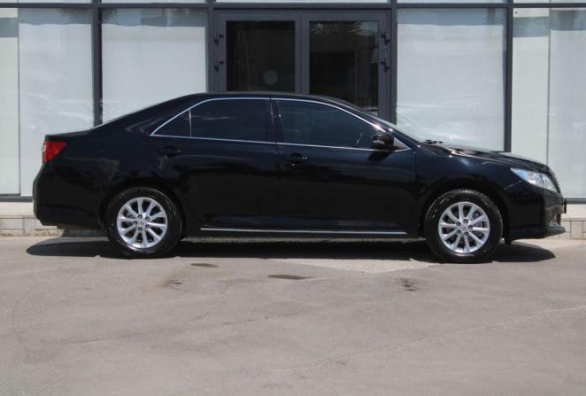 Toyota Camry VII (XV50) Рестайлинг с пробегом 2014 года, цена 2 215 000 рублей, 136663 км, седан, Автокод Объявления