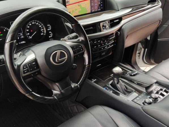 Lexus LX III Рестайлинг 2 с пробегом 2020 года, цена 11 000 000 рублей, 111230 км, внедорожник, Автокод Объявления