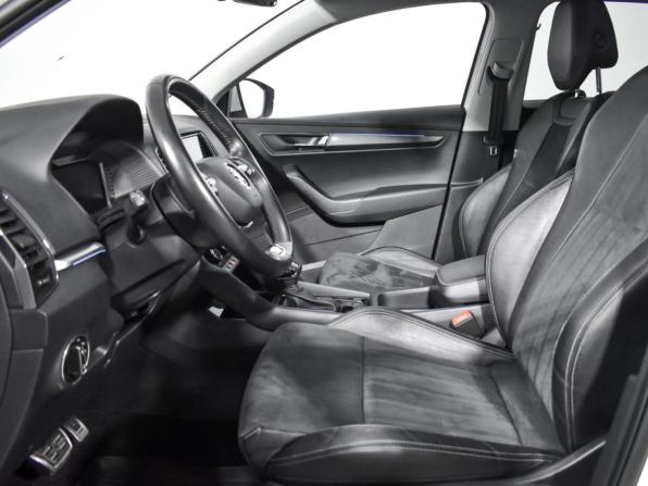 Skoda Karoq I с пробегом 2021 года, цена 2 489 000 рублей, 99345 км, внедорожник, Автокод Объявления