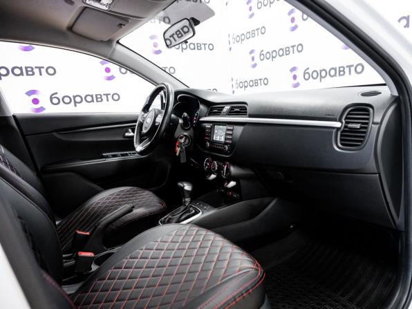 Kia Rio IV с пробегом 2019 года, цена 1 530 000 рублей, 77000 км, седан, Автокод Объявления