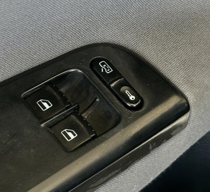 Skoda Octavia I (A4) Рестайлинг Москва  - изображение 10