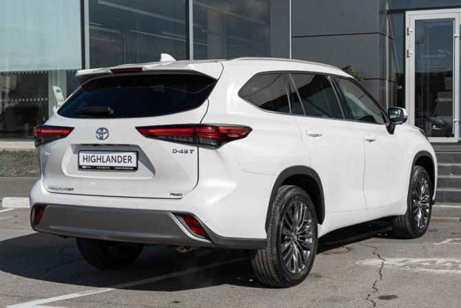 Toyota Highlander IV (XU70) с пробегом 2026 года, цена 5 800 000 рублей, 100 км, внедорожник, Автокод Объявления