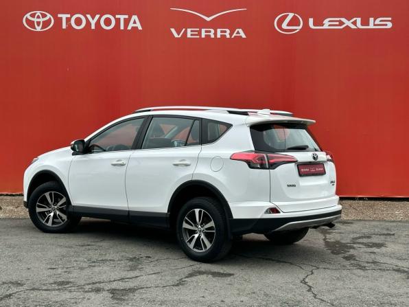 Toyota RAV4 IV (XA40) Рестайлинг с пробегом 2019 года, цена 2 990 000 рублей, 43300 км, внедорожник, Автокод Объявления