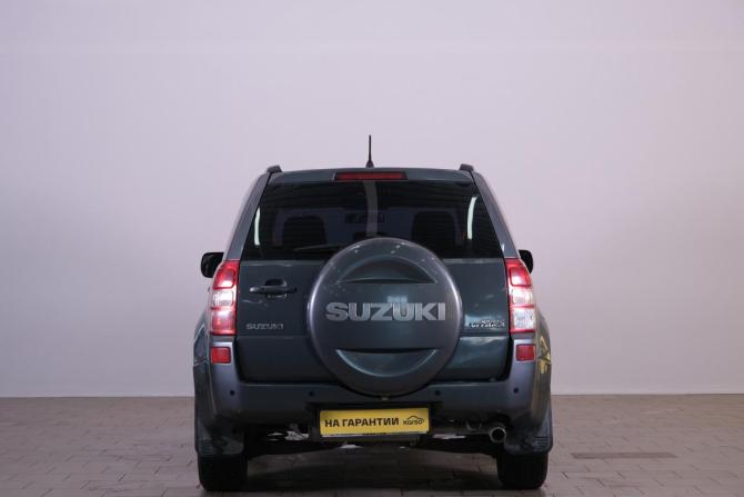 Suzuki Grand Vitara II с пробегом 2006 года, цена 869 000 рублей, 236000 км, внедорожник, Автокод Объявления