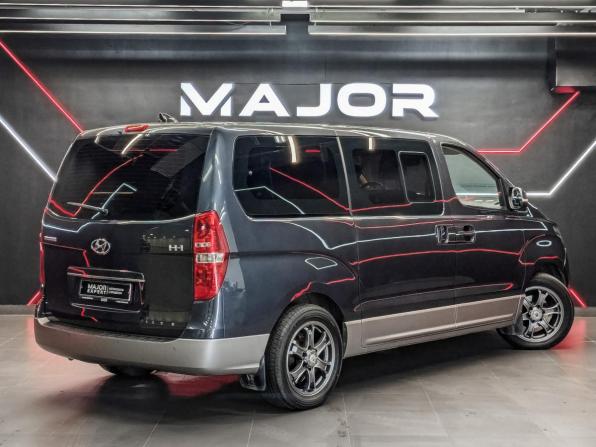 Hyundai H-1 II Рестайлинг 2 с пробегом 2019 года, цена 2 900 000 рублей, 149700 км, минивэн, Автокод Объявления