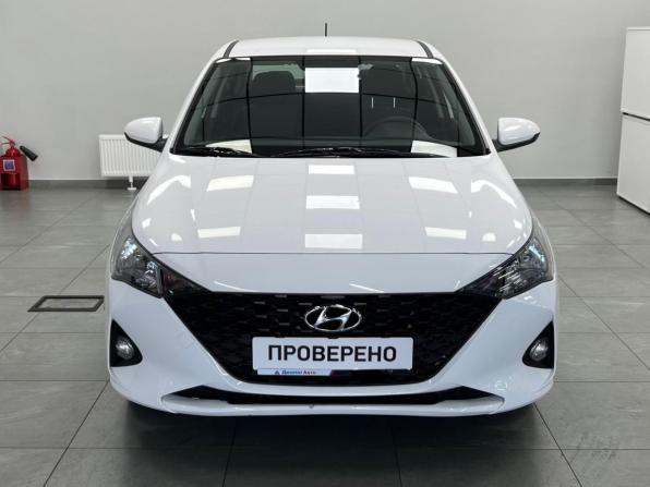 Hyundai Solaris II Рестайлинг с пробегом 2021 года, цена 1 790 000 рублей, 47000 км, седан, Автокод Объявления