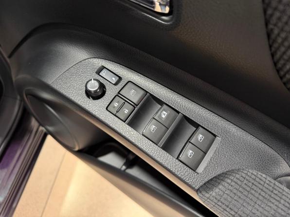 Toyota Sienta II с пробегом 2017 года, цена 1 550 000 рублей, 107000 км, минивэн, Автокод Объявления