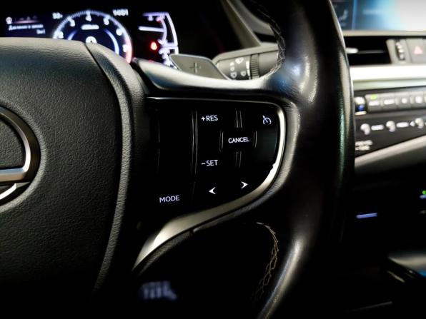 Lexus ES VII с пробегом 2020 года, цена 3 300 000 рублей, 144669 км, седан, Автокод Объявления