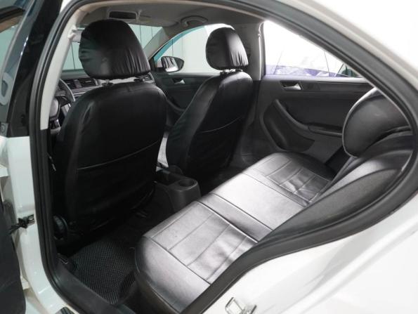 Volkswagen Jetta VI Рестайлинг с пробегом 2015 года, цена 1 049 000 рублей, 186290 км, седан, Автокод Объявления