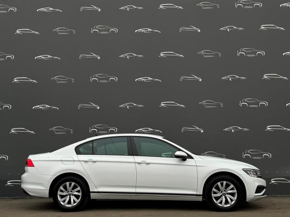 Volkswagen Passat B8 Рестайлинг с пробегом 2020 года, цена 2 422 100 рублей, 56638 км, седан, Автокод Объявления