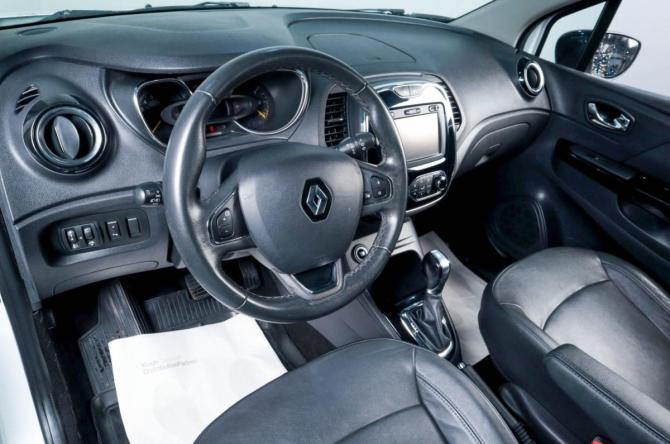 Renault Kaptur I с пробегом 2016 года, цена 1 359 000 рублей, 100149 км, внедорожник, Автокод Объявления