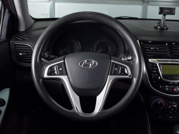 Hyundai Solaris I с пробегом 2012 года, цена 899 995 рублей, 185154 км, седан, Автокод Объявления