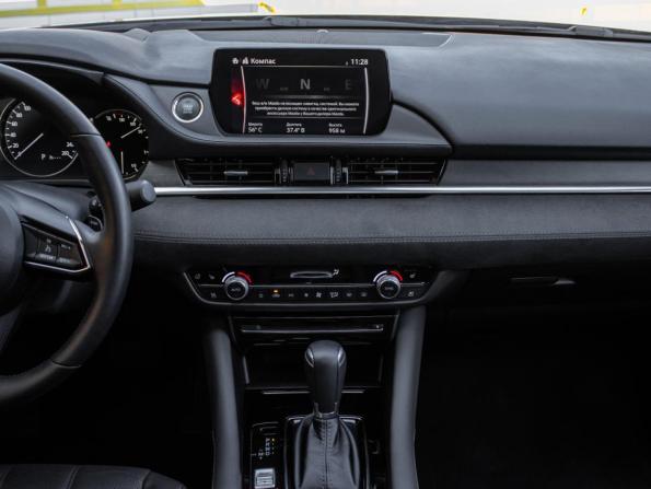 Mazda 6 III (GJ) Рестайлинг 2 с пробегом 2021 года, цена 3 650 000 рублей, 20000 км, седан, Автокод Объявления