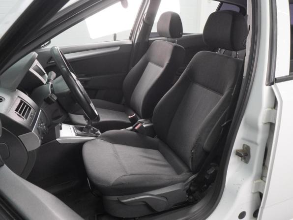 Opel Astra H Рестайлинг с пробегом 2009 года, цена 549 000 рублей, 170996 км, хэтчбек, Автокод Объявления