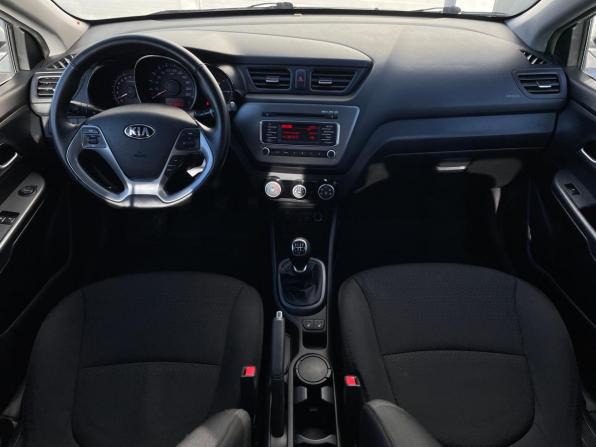 Kia Rio III Рестайлинг с пробегом 2016 года, цена 969 000 рублей, 105500 км, седан, Автокод Объявления