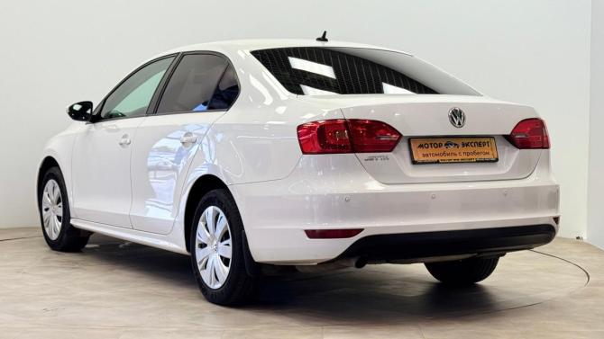 Volkswagen Jetta VI Рестайлинг с пробегом 2014 года, цена 999 000 рублей, 201940 км, седан, Автокод Объявления
