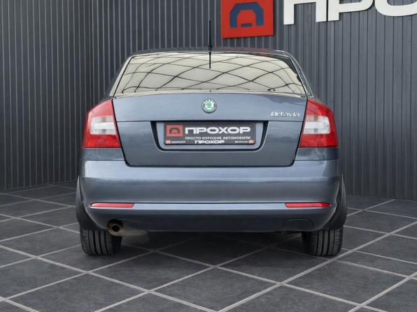 Skoda Octavia II (A5) Рестайлинг с пробегом 2012 года, цена 937 000 рублей, 111084 км, лифтбек, Автокод Объявления
