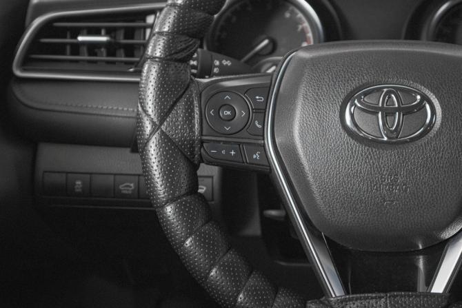 Toyota Camry VIII (XV70) Рестайлинг с пробегом 2021 года, цена 2 899 000 рублей, 43000 км, седан, Автокод Объявления