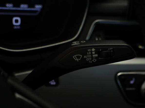 Audi A4 V (B9) Рестайлинг с пробегом 2021 года, цена 2 725 000 рублей, 44807 км, седан, Автокод Объявления