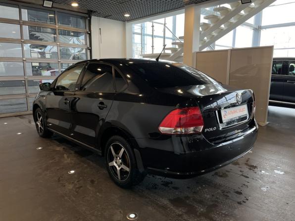 Volkswagen Polo V с пробегом 2014 года, цена 850 000 рублей, 98844 км, седан, Автокод Объявления