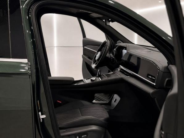 Geely Monjaro I с пробегом 2025 года, цена 4 350 000 рублей, 1600 км, внедорожник, Автокод Объявления