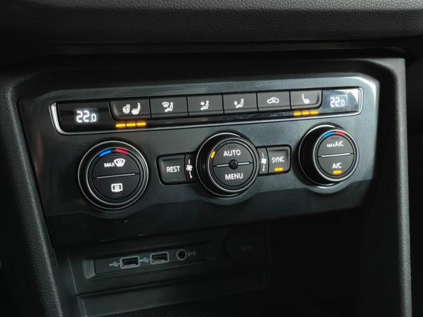 Volkswagen Tiguan II с пробегом 2020 года, цена 2 675 000 рублей, 100142 км, внедорожник, Автокод Объявления