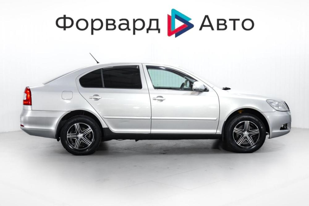Skoda Octavia II (A5) Рестайлинг Тюмень  - изображение 9