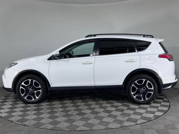 Toyota RAV4 IV (XA40) Рестайлинг с пробегом 2018 года, цена 1 950 000 рублей, 218968 км, внедорожник, Автокод Объявления
