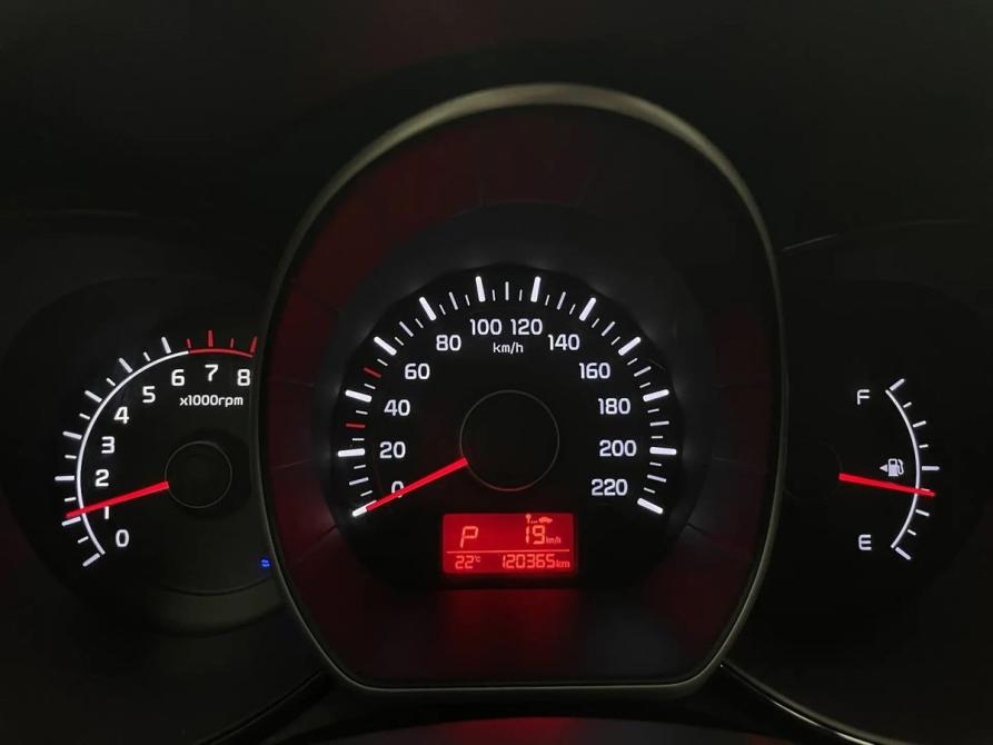 Kia Rio III Москва  - изображение 15