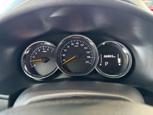 Renault Logan II Рестайлинг с пробегом 2021 года, цена 1 098 000 рублей, 66865 км, седан, Автокод Объявления