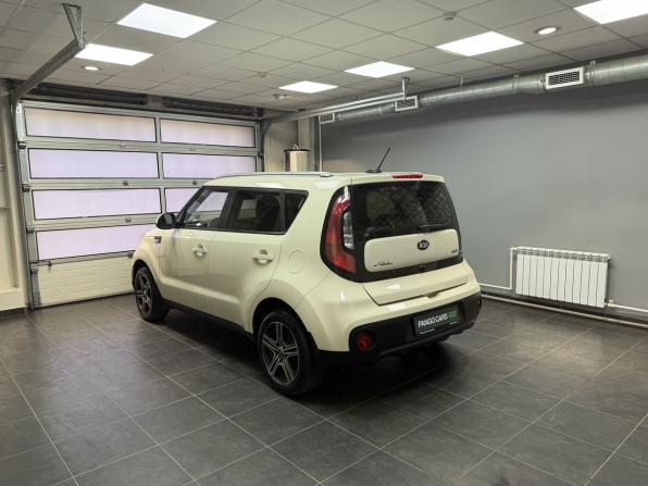 Kia Soul II Рестайлинг с пробегом 2017 года, цена 1 475 000 рублей, 123107 км, хэтчбек, Автокод Объявления