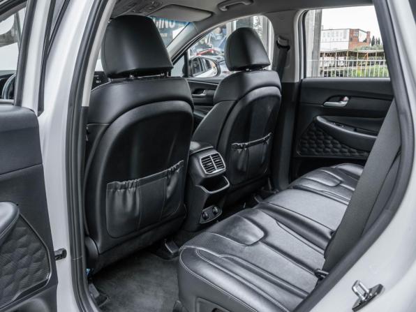 Hyundai Santa Fe IV с пробегом 2018 года, цена 2 877 500 рублей, 104652 км, внедорожник, Автокод Объявления