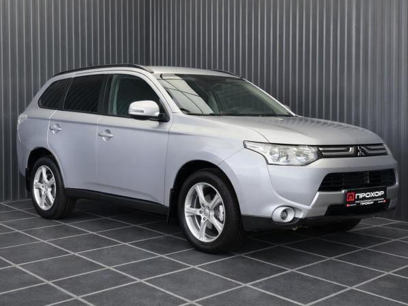 Mitsubishi Outlander III с пробегом 2012 года, цена 1 187 000 рублей, 194197 км, внедорожник, Автокод Объявления