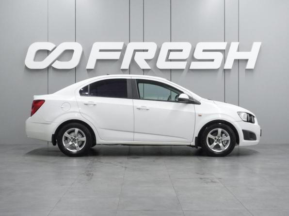 Chevrolet Aveo II с пробегом 2015 года, цена 577 000 рублей, 166654 км, седан, Автокод Объявления