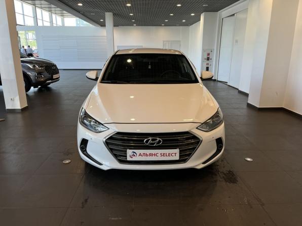 Hyundai Elantra VI (AD) с пробегом 2016 года, цена 1 380 000 рублей, 181650 км, седан, Автокод Объявления