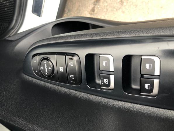 Kia Rio IV с пробегом 2019 года, цена 1 290 000 рублей, 84224 км, хэтчбек, Автокод Объявления