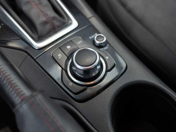 Mazda 3 III (BM) с пробегом 2014 года, цена 1 290 000 рублей, 156264 км, седан, Автокод Объявления