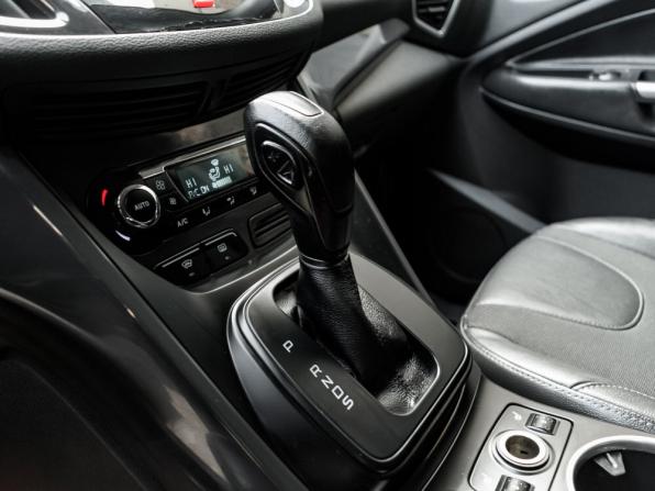 Ford Kuga II с пробегом 2015 года, цена 1 150 000 рублей, 239654 км, внедорожник, Автокод Объявления