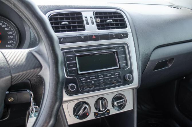 Volkswagen Polo V с пробегом 2013 года, цена 630 000 рублей, 260000 км, седан, Автокод Объявления
