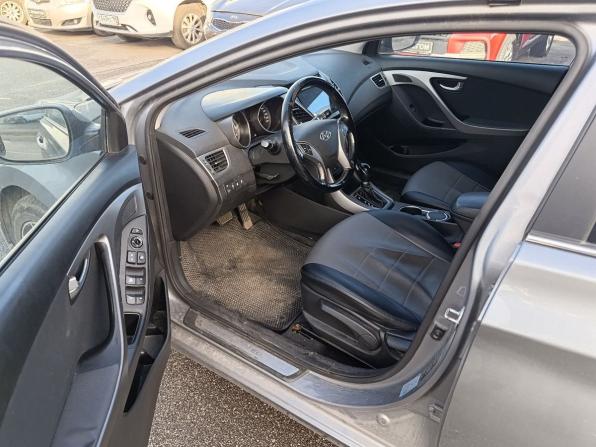 Hyundai Elantra V (MD) Рестайлинг с пробегом 2014 года, цена 819 000 рублей, 143479 км, седан, Автокод Объявления