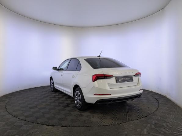 Skoda Rapid II с пробегом 2021 года, цена 1 300 000 рублей, 186824 км, лифтбек, Автокод Объявления