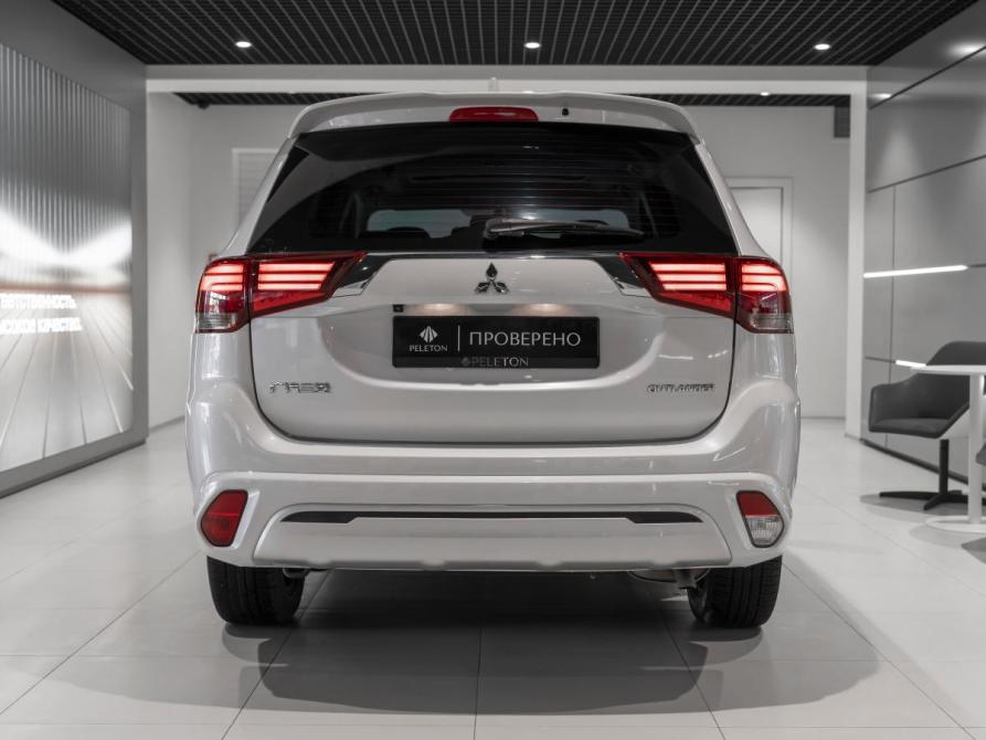 Mitsubishi Outlander III Рестайлинг 3 Москва  - изображение 6