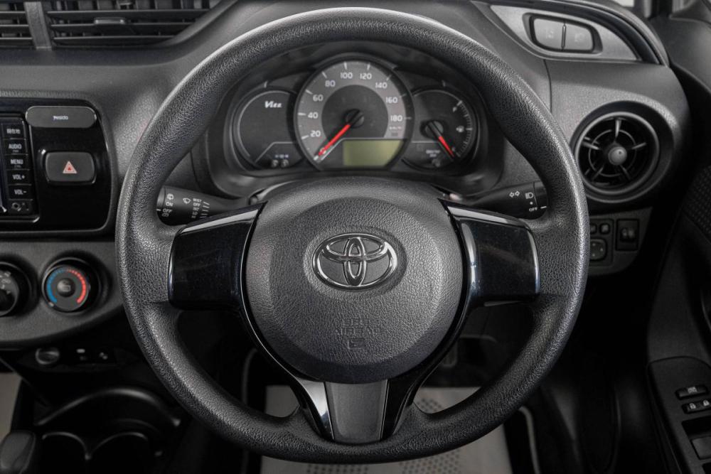 Toyota Vitz III (XP130) Рестайлинг 2 Кемерово  - изображение 16