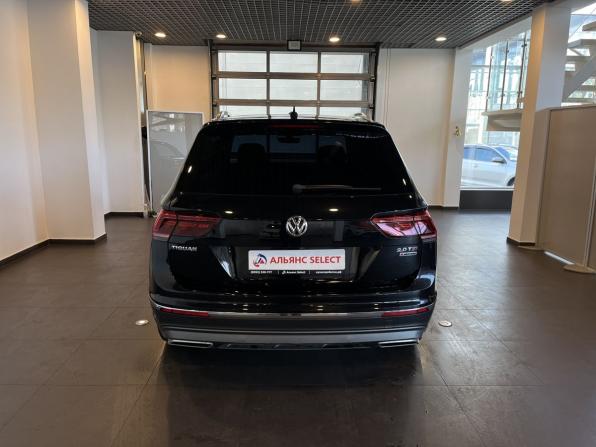 Volkswagen Tiguan II с пробегом 2017 года, цена 2 129 000 рублей, 216621 км, внедорожник, Автокод Объявления