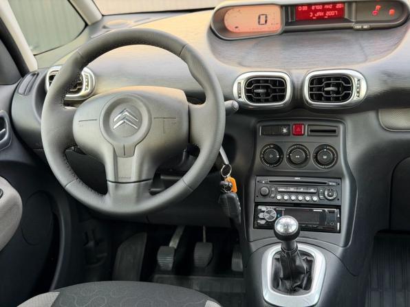 Citroen C3 Picasso I с пробегом 2009 года, цена 650 000 рублей, 182731 км, компактвэн, Автокод Объявления
